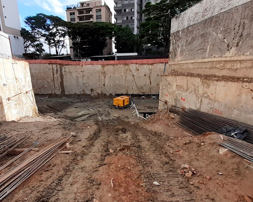 Obras | Junho